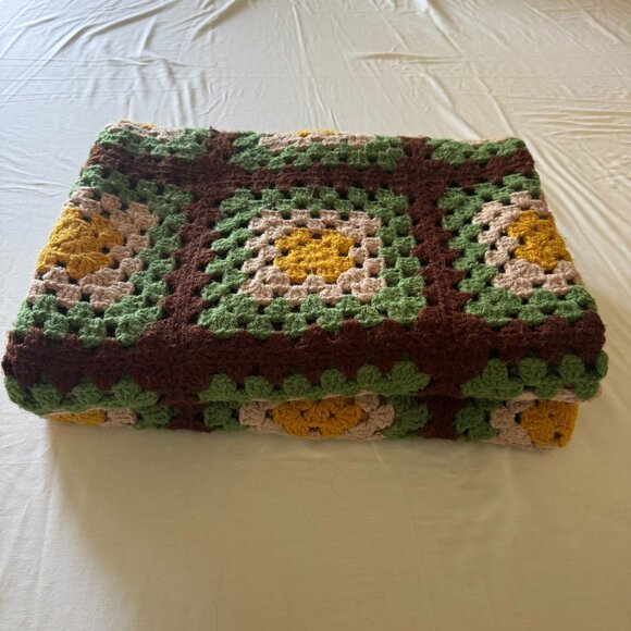 Vintage Hand-Crocheted Granny Square Afghan Blanket 55" x 72" Yellow Green Brown - Picture 15 of 16